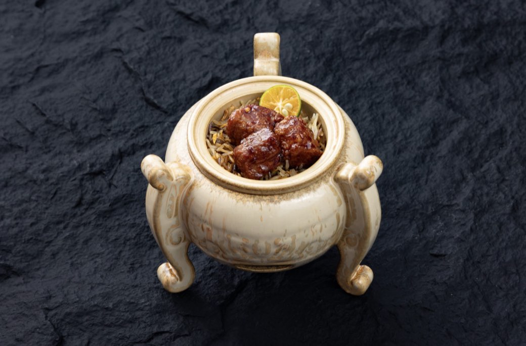 A course served in ceramic